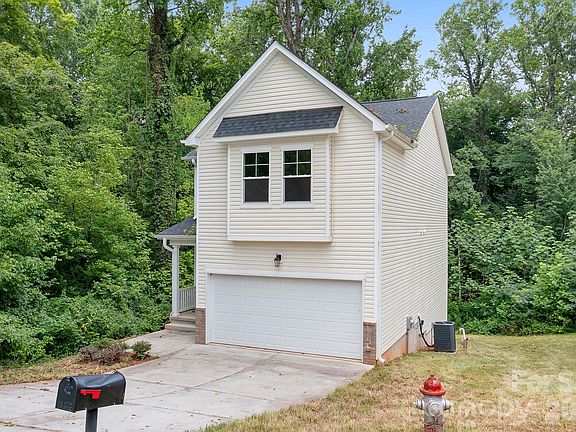2nd image of 159 Ruffin St