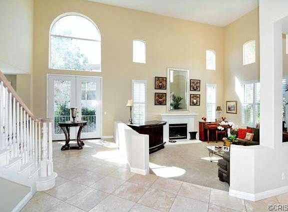 5th image of 24224 Hillhurst Dr