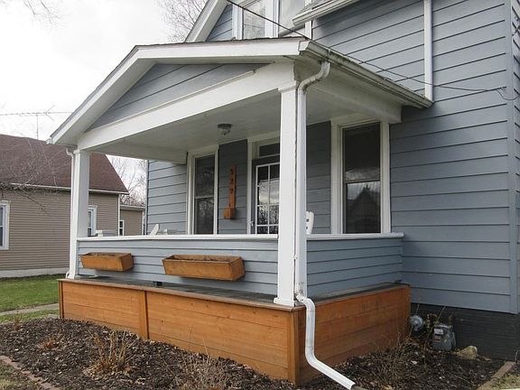 4th image of 529 N D St