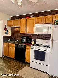 2nd image of 419 Creel Ave