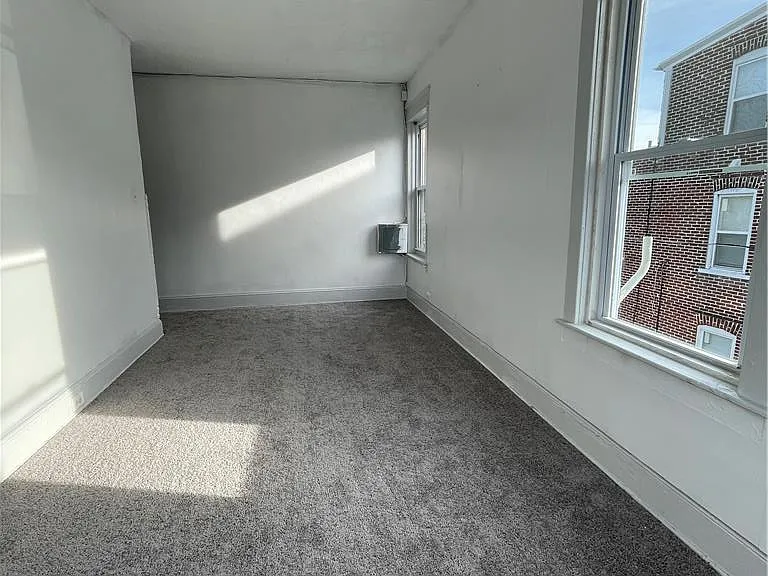 408 W Washington St #3W — Photo 8