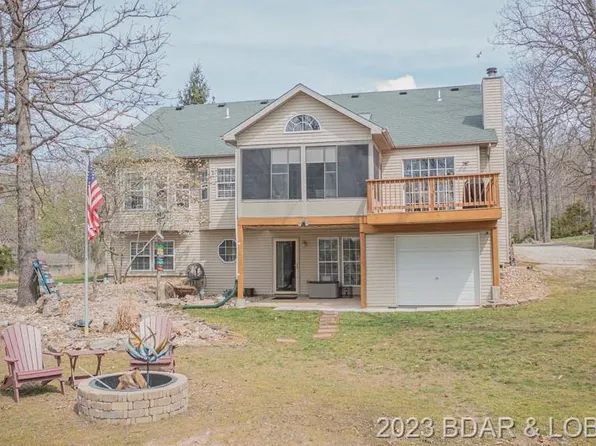 236 Ridge Rd, Lake Ozark, MO 65049