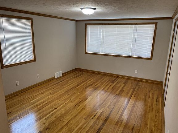 3rd image of 2707 A St #2