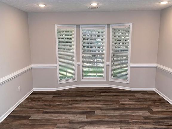 3rd image of 1210 Lee Road 219