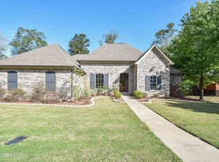 214 Iron Horse Sta, Brandon, MS 39042