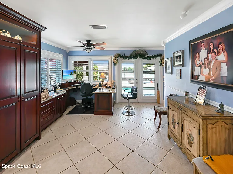 2230 Sykes Creek Dr — Photo 11