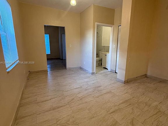 5th image of 285 NW 44th St #3