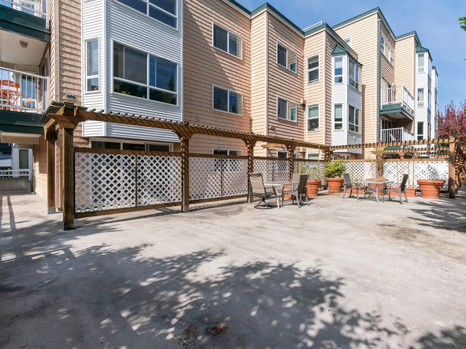 Pickering Place Apartments — Photo 4