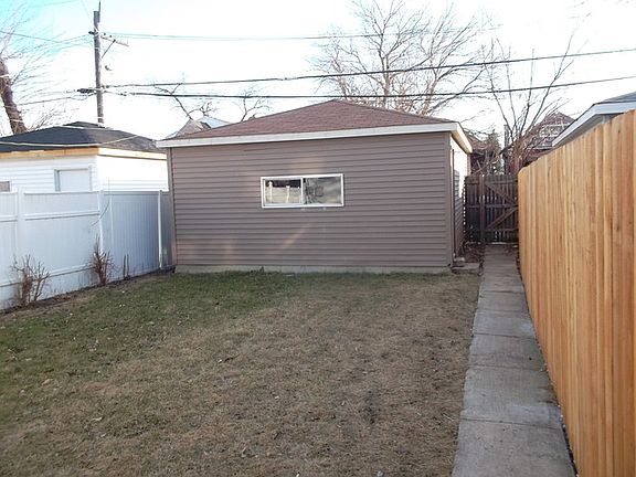 3rd image of 7315 S Claremont Ave
