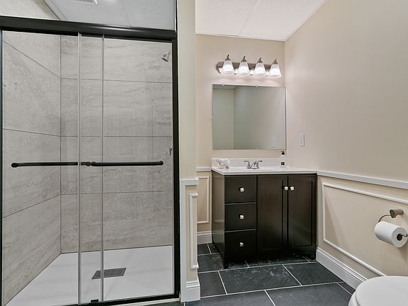 3rd image of 3427 Liberty Ave APT 1