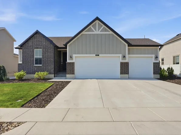 8139 W Joe Dr, Magna, UT 84044