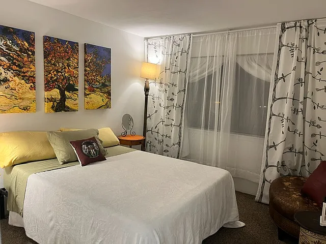 3 bed, 1300 sqft, $1,995 — Photo 4