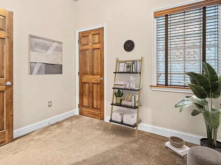 Room/ Office