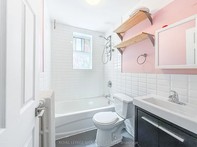 394 Dovercourt Rd #14 — Photo 11