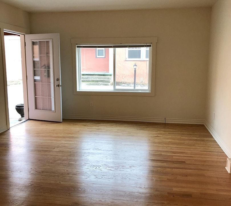 1st image of 2023-2051 SE Madison St #3
