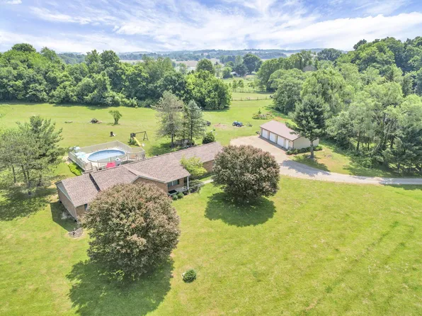 8856 Drums Bottom Rd NE, Thornville, OH 43076