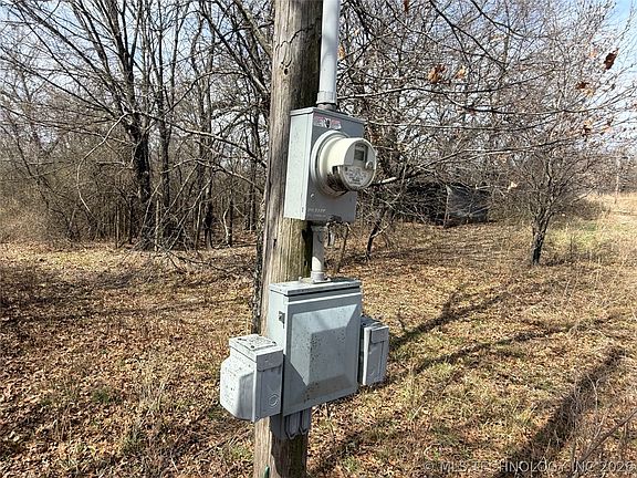 4th image of 16558 Midway Rd