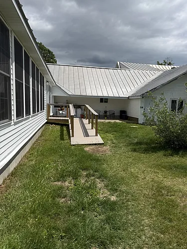 363 Windsor Rd Photo 1