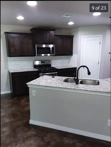208 N Boardwalk St — Photo 12