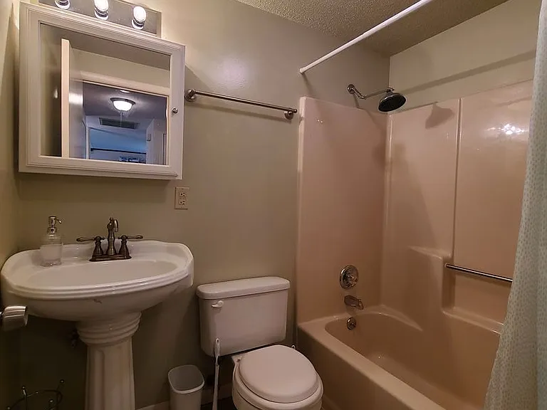 3123 S Lakeshore Dr — Photo 8