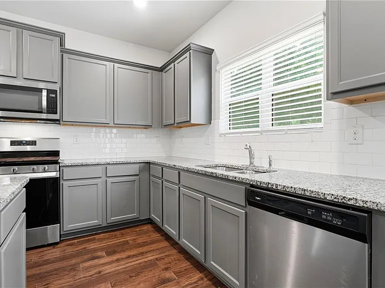 3132 Hawthorn Farm Blvd — Photo 21