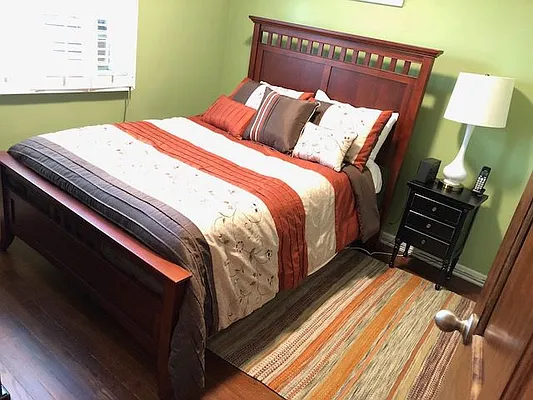 Sold by Winzone Realty Inc | media 12