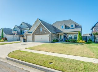 616 E 126th St S, Jenks, OK 74037