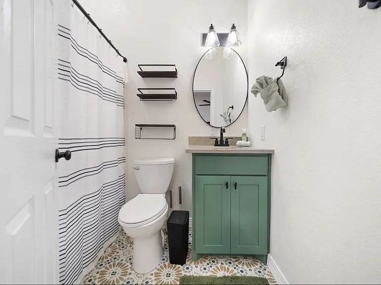 322 Andrews St #B — Photo 5