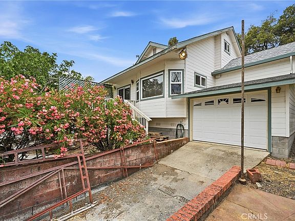 2nd image of 4075 Mesa Dr