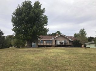308 W Mockingbird Trl, Diamond City, AR 72644