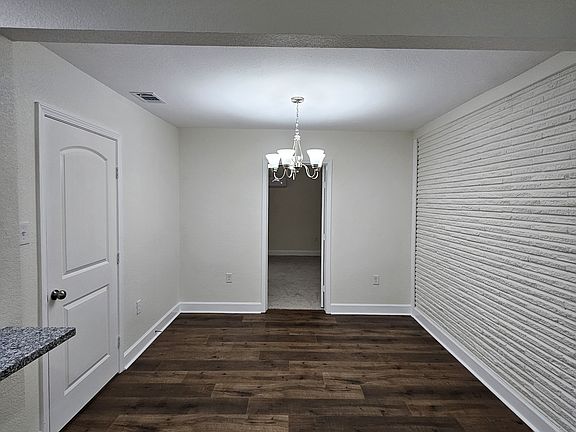 5th image of 5734 Kenilwood Dr