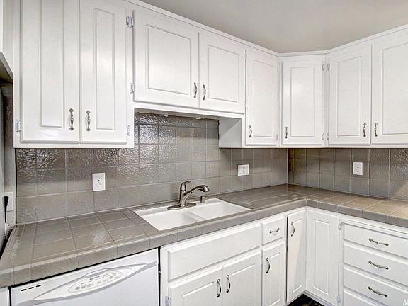2nd image of 5960 Nina Way