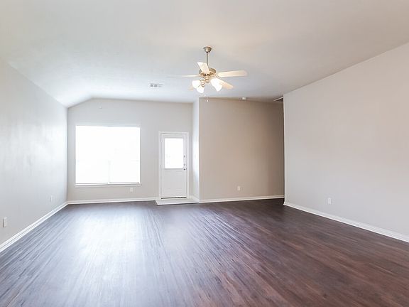 3rd image of 1418 Reno Ridge Ln