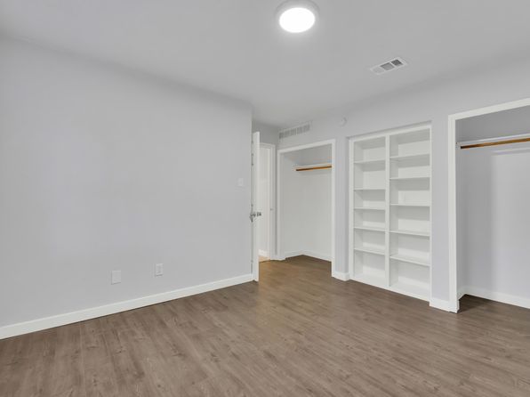 3057 Waterfront Cir