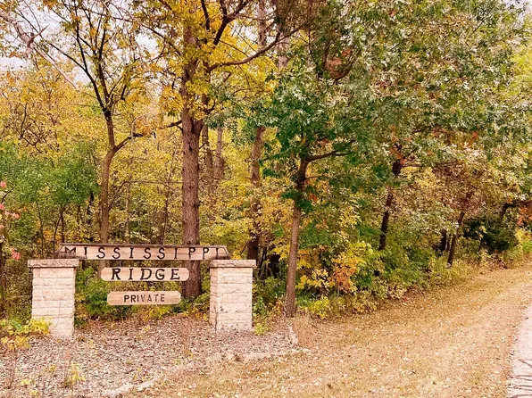 34188 381st Ave, Bellevue, IA 52031