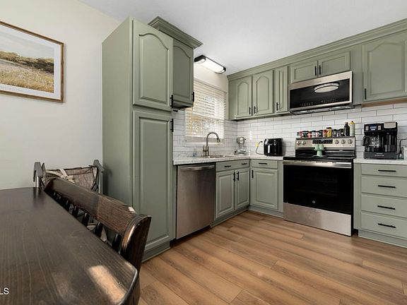 5th image of 255 Wildwood Dr Unit 253