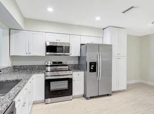 2860 NE 5th Ave, Boca Raton, FL 33431