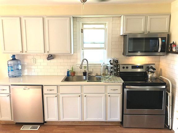 3rd image of 421 S Woodward St