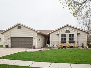 517 Shah Ave, Fort Atkinson, WI 53538
