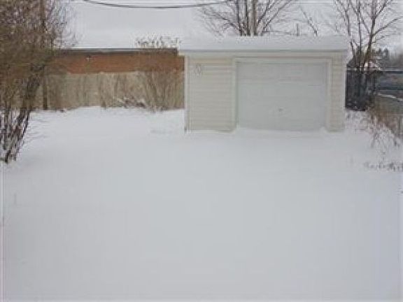 4th image of 5155 Oakmont Dr