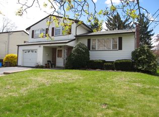 115 Thanksgiving Ln, Clifton, NJ 07013
