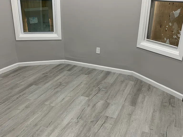 125-127 Redwood Ave #1 — Photo 6