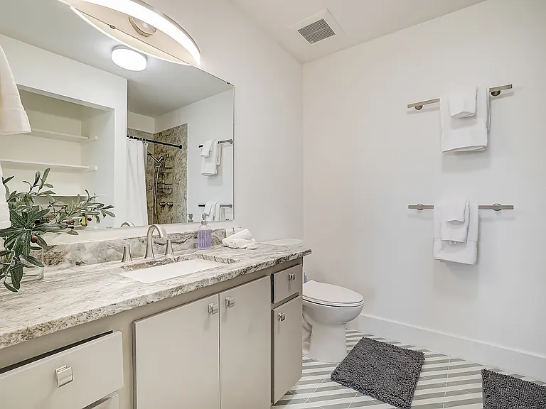 5511 N Dunlap Rd — Photo 79