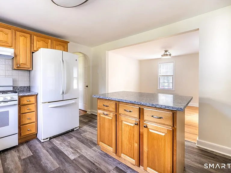 2759 Easton Tpke — Photo 17