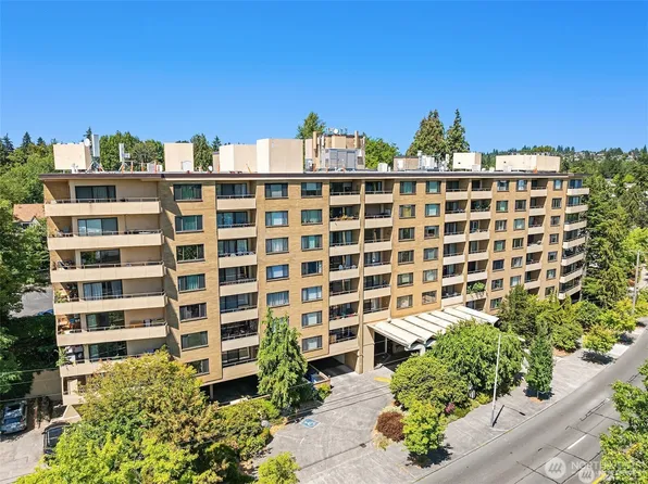 4545 Sand Point Way NE #304, Seattle, WA 98105