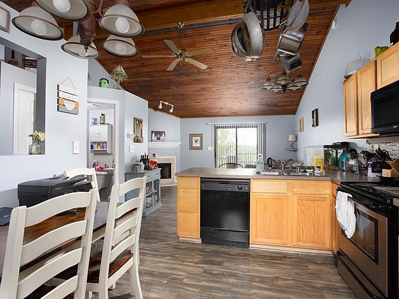 4th image of 2538 Knightsbridge Ln