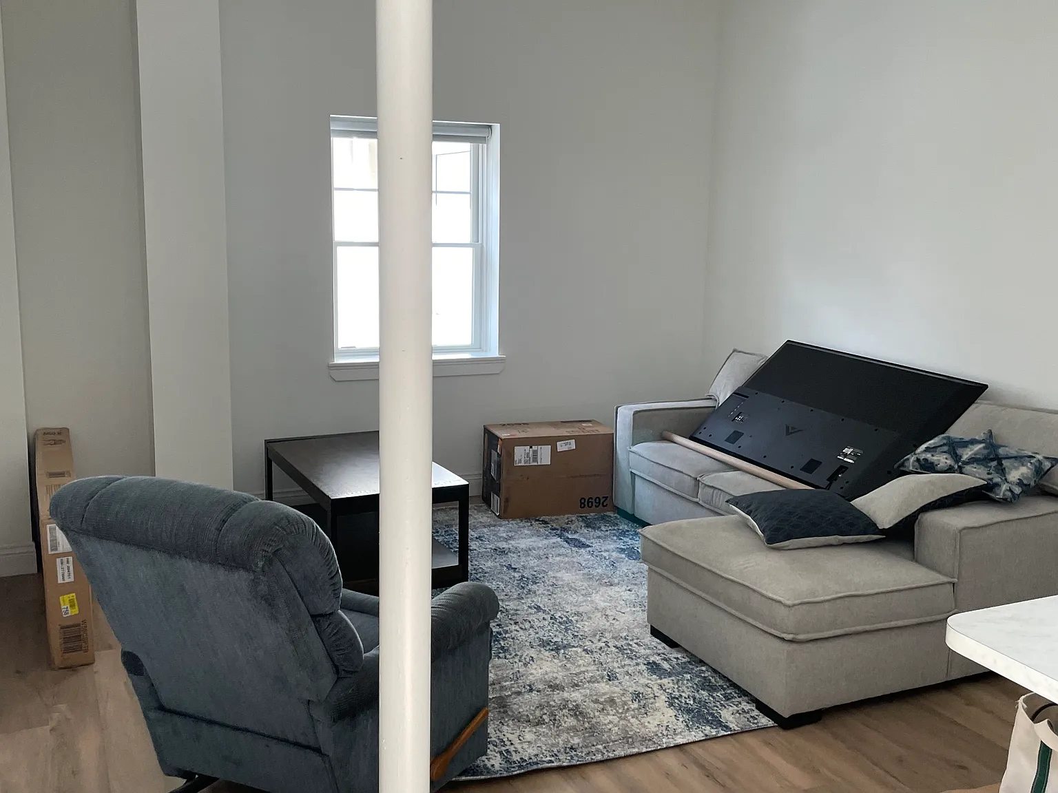 1 bed, 665 sqft, $2,705 — Photo 4