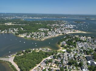 33 Longwood Ave, Wareham, MA 02571