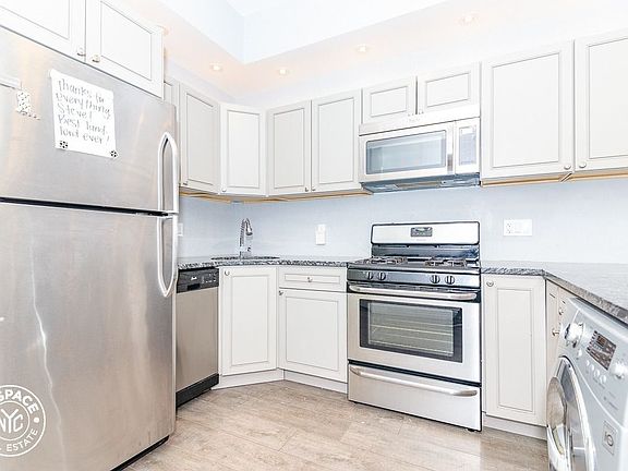 2nd image of 776 Halsey St #2A