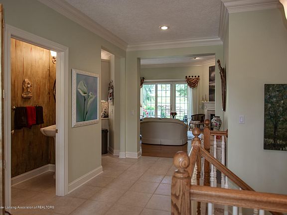 5th image of 6103 E Longview Dr